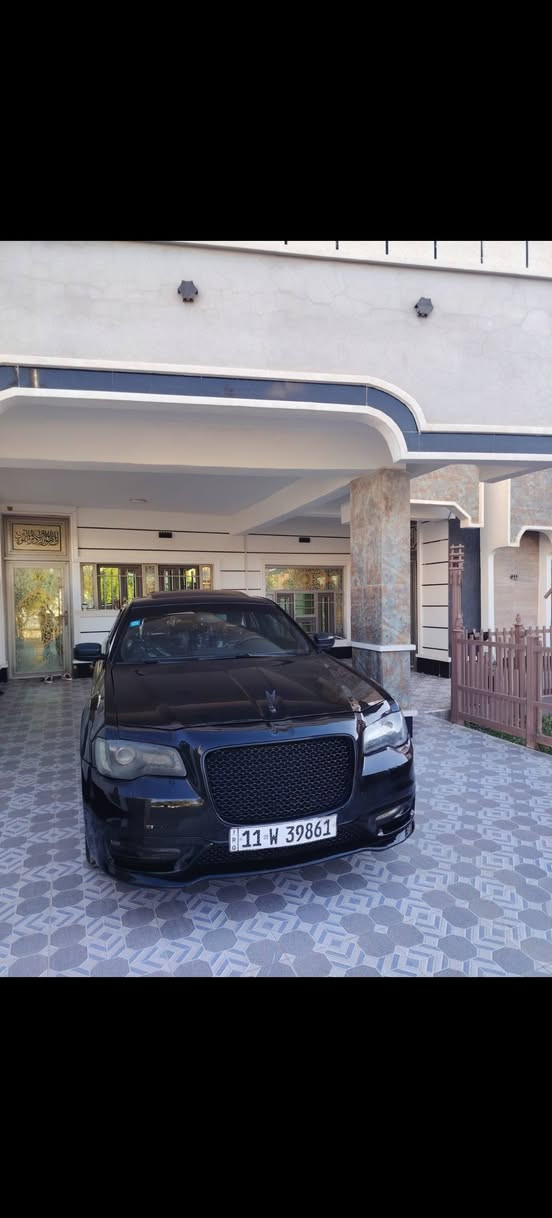 اوبامه S فول موصفات للبيع او مراوس سياره واحد على واحد بيها بنيد وربع الجاملغ المامي العنوان الانبار رمادي *********** : ***********
