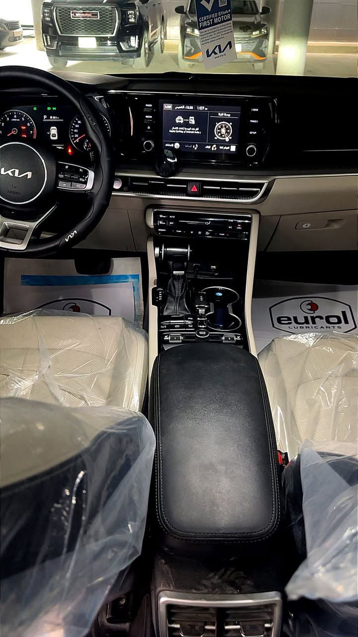 ‏ K5 (كي فايف) 2022 فول 1/1

الموديل : 2022 . (خليجي ) .
المحرك : 2.0 . 4سلندر
العداد : 45الف
الضمان: kia nim 
السعر : اتصل وادلل
الارقام : اربيل

 المواصفات
فتحة سقف(بانوراما)
دخول ذكي(بصمة) +تشغيل عن بعد
شاشة اصلية +كاميرا +حساسات
المصابيح الامامية زنون+LED
المصابيح الخلفية LED
مقاعد تدفئة
مقاعد جلد+كهرباء
سايد بريك بصمة
اوتو هولد
محدد سرعة
فول تحكم ستيرن
درايف مود
مري كهرباء
تبريد قطعتين

    ***********
مكان سيارة مجمع مارينا بغداد
