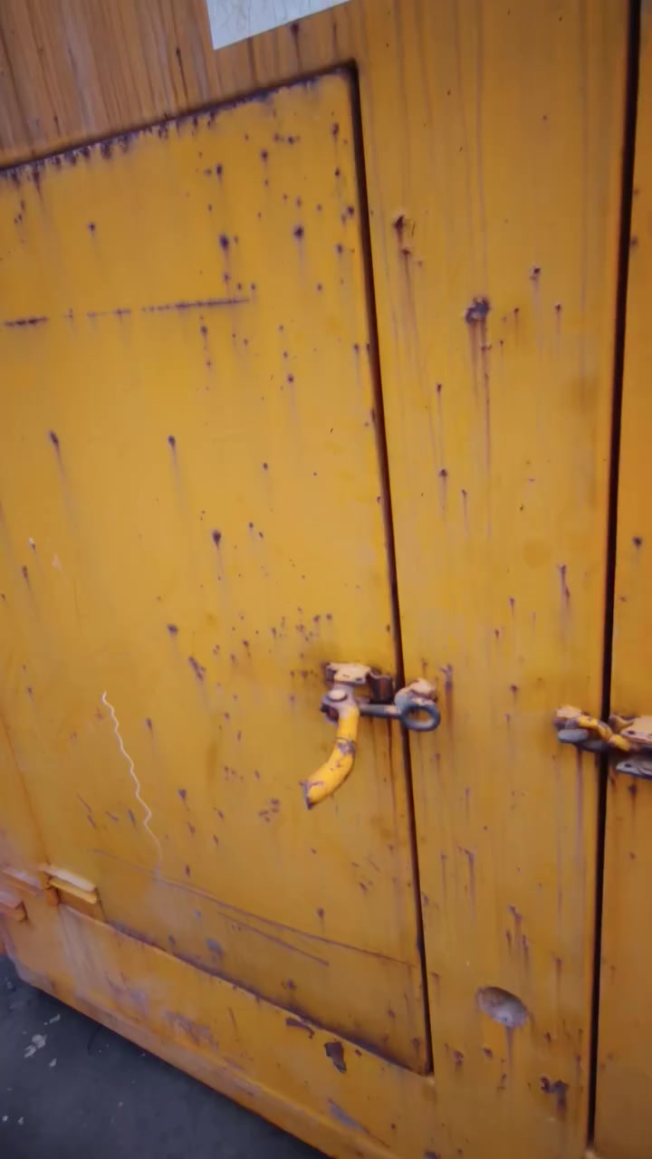 بيركنز اصلي بريطاني
105 كيفي كولر يتحمل ٢٩٠ امبير
فول كاتم ١٠٠٪
سعر ٧٠ بي مجال


**إذا كنت صاحب هذا الإعلان وتريد حذفه لأي سبب، رجاءا أرسل رسالة إلى الدعم الفني**