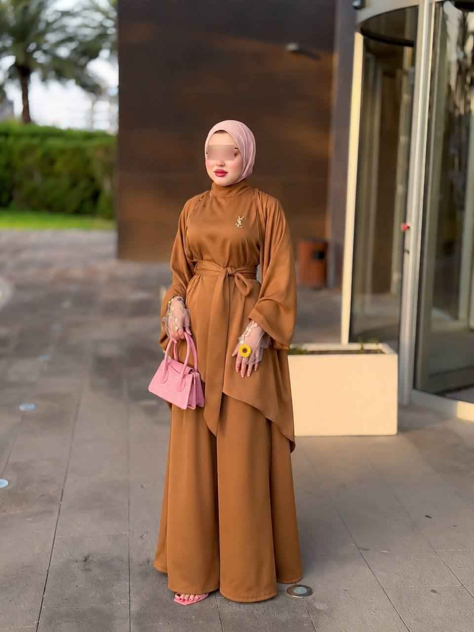 ✨ إطلالة أنيقة ومريحة تناسب يومك ✨
خامة فاخرة، تصميم مميز، وقصة مريحة 💖
🚚 توصيل لجميع المحافظات
📩 للحجز والاستفسار تواصلوا معنا على الواتساب *********** البصرة, العراق
