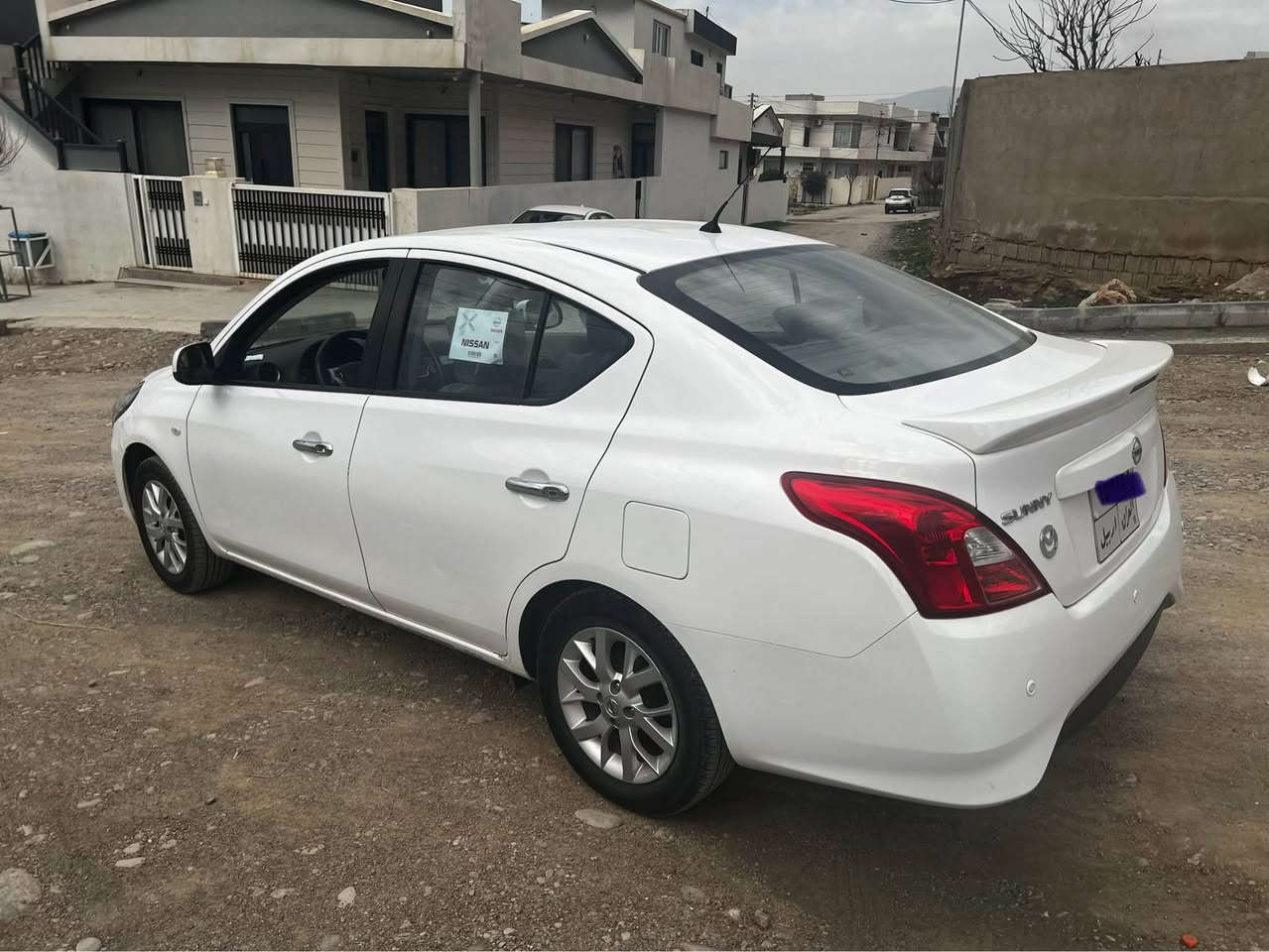 نیسان سەنی مۆدێل ٢٠٢١ یەک دەستە ١٠٤ هەزار ڕۆێیوە بستێک دەرکەی دواوە لای سەکن تەعدیلە دەنا هیچیکەی نیە سەیارەکە خاوێنە مواصفات سوکان ڤۆلیۆم تەبرید مەرکەزی سفری شەریکەیە شوێن ڕانیە ژ.م*********** رانية, السليمانية
