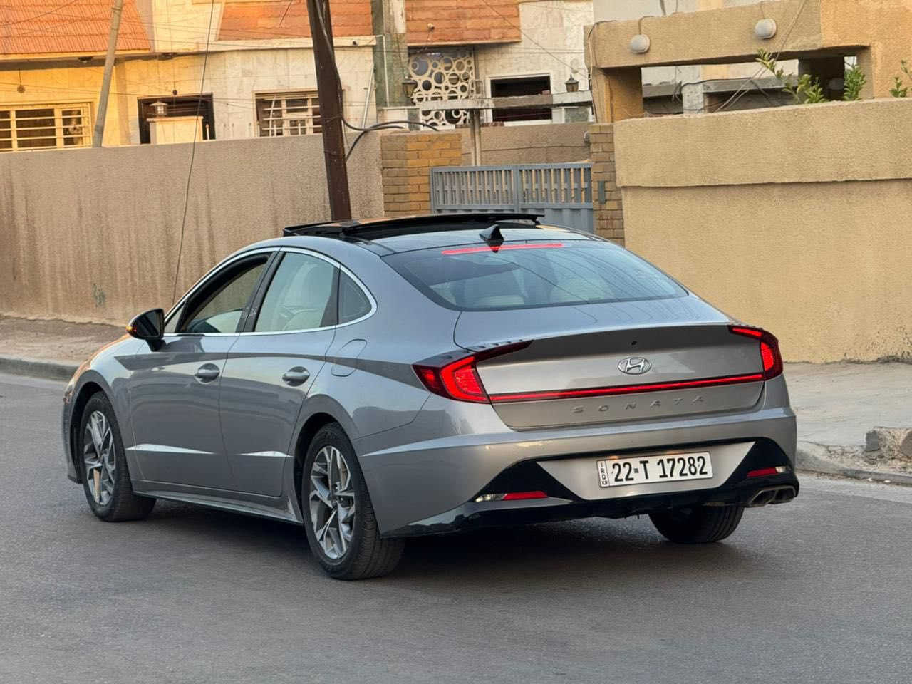 للتواصل عالرقم فقط اسفل المنشور  سوناتا ٢٠٢٣موديل رقم أربيل لون سلفر تحويل للمشتري مواصفاتSel plusفول .المحرك:٢.٥Lتنفس طبيعي٢٥٠٠حجمه 'الضرر جاملغ الصدر+حافه الباب. بدون دواخل'المواصفات':بنورما ـ تشغيل بصمه+تشغيل عن بُعد البوب بصمه•إشارات بالمرايه •رادار امامي+رادارات جانبيه،خلفي•هاند بريك بصمه كشن السايق كهربائي دشبول إلكتروني كاميرا خلفيه دواره اوتو هولد معَ توقف ذاتي انظمه قياده ٤شاشه تدعم ابل كار بلي - مقاعد مخمل معَ تدفئه -فتحه سقف بانوراما صندوق ذكي /بصمه .لايت زينون عالي ناصي عدسه " لد امامي نهاري  بك لايت لد. تبريد قطعتين" للتواصل يرجئ الاتصال علئ الرقم:- أو واتساب***********(190بيه مجال للشراي
