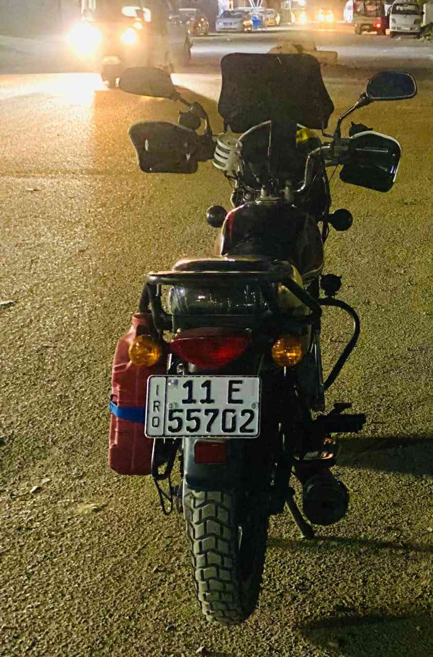 سلام عليكم دراجه بوكسر مديل 2021 شهر12 طابه عله 22 دراجه مرقم رقم بغداد دراج نضافه شوف العين كربأيات +سلف. +اشير+تمام تاير مكينه خير من الله تحويل ثاني يوم  + رسومات تحويل كله مدفوعه فقط تبصم وله ربع تدفع سعر 20500 مليونين و خمسميه بمكان بغداد الكماليه رقم ***********
