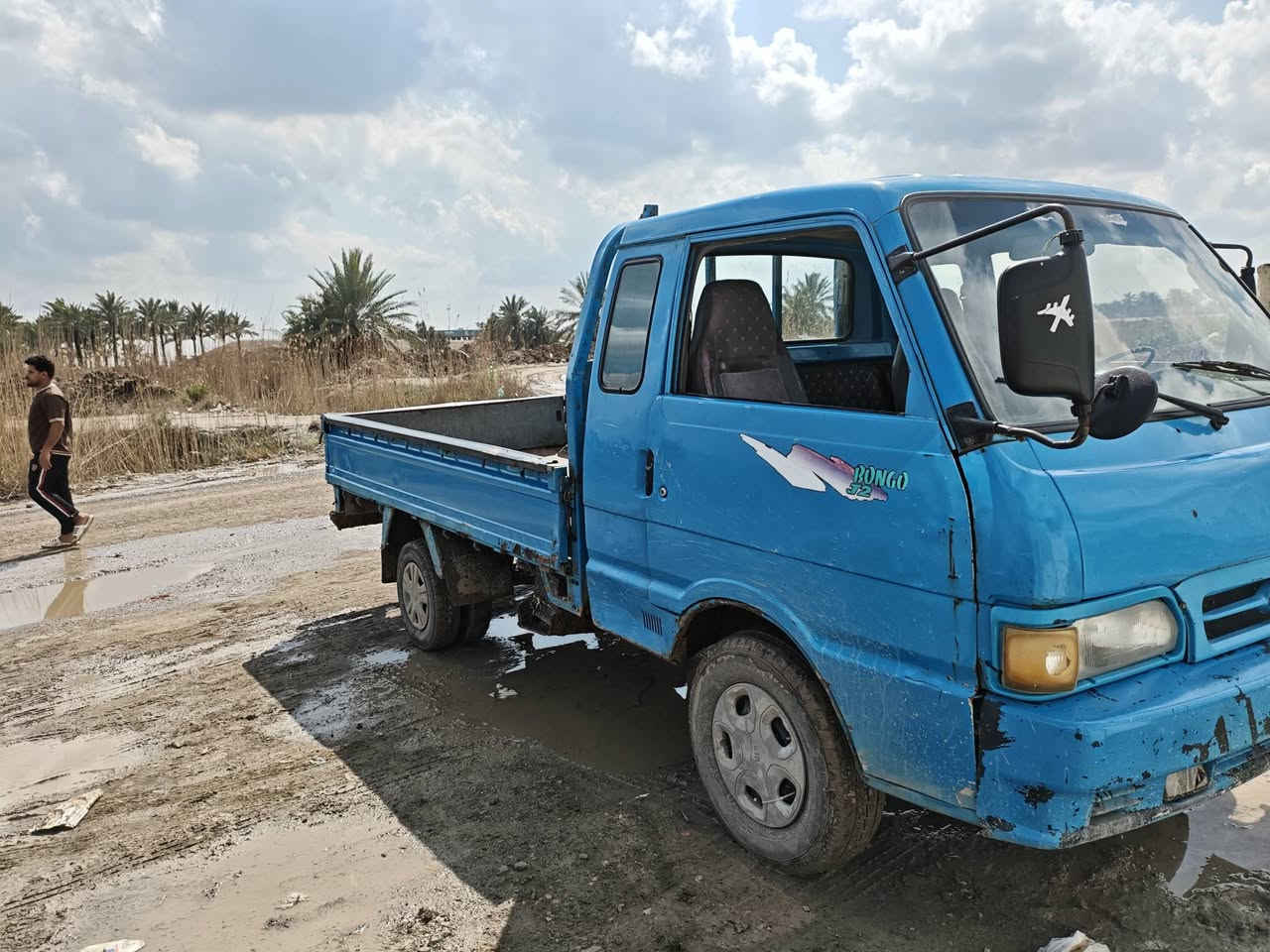 سلام عليكم ورحمة الله وبركاته
للبيع كيا بنكو موديل 1995 رقم بابل مشروع وطني تحويل مباشر
محروك يبخر بدون تنقيص
تخم تاير جديد
صدر جديد
سلف جديد كهربائيات كلها شغاله
راديتر جديد
السياره رقم شاصي شعار
مكانها (سريع الدولي الجسر الخامس)
السعر 45 $ وبيها مجال قليل
رقم هاتف ***********
