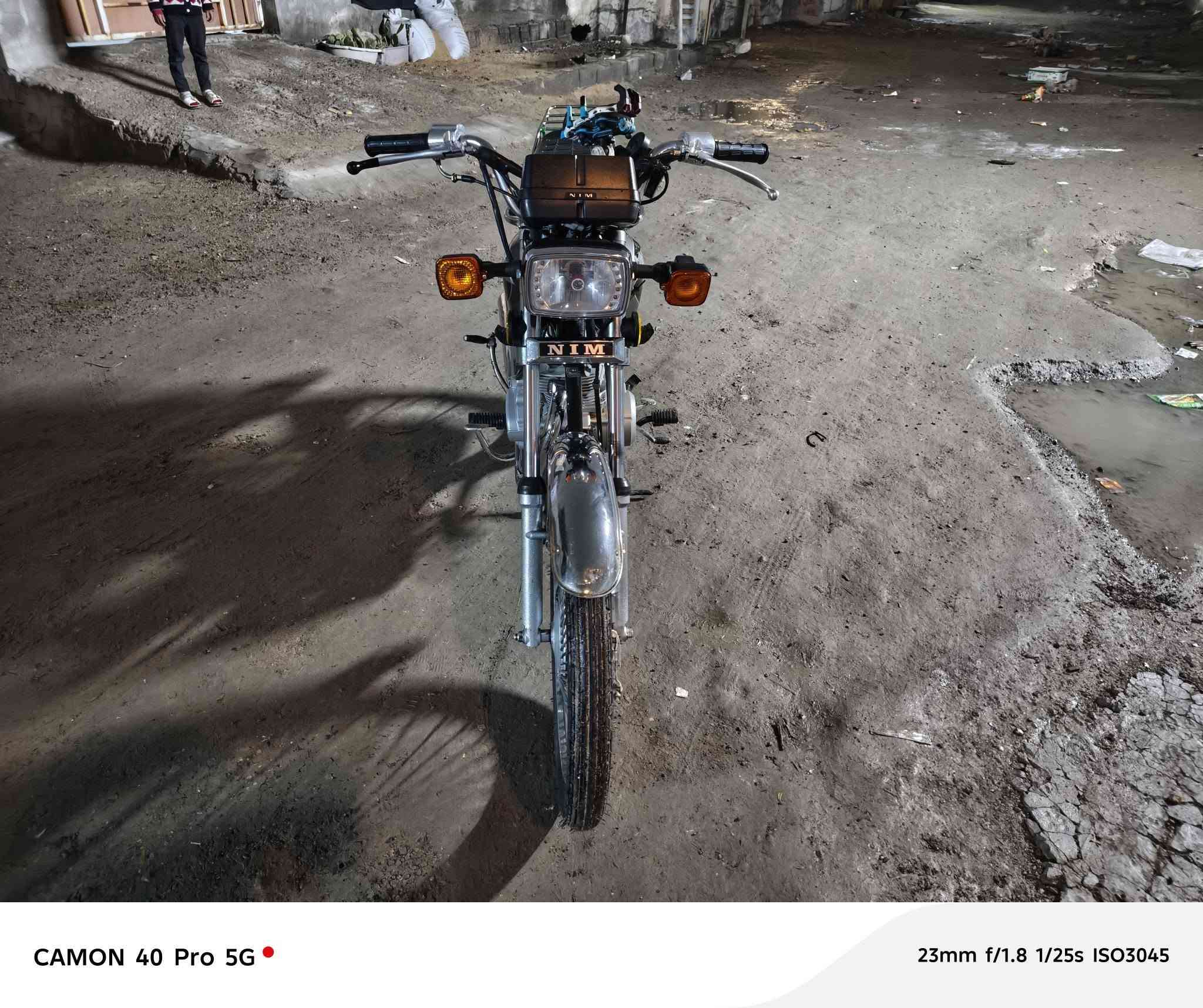 سلام عليكم نامه موديل 2025 السعر 550 عنوان بغداد مدينه الصدر خاص ما اجاوب اتصل ودلل ***********  عنواني الكياره قطاع 68
