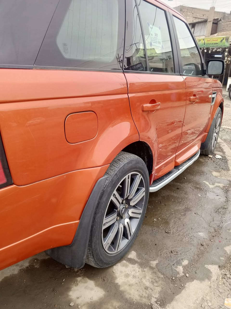 سلام عليكم
للبيع فقط 
للبيع فقط 
للبيع فقط
١١٠ الف وبيها مجال بسيط
رانج ٢٠٠٦ سبورت٨ سرندر
محدثه ١٣ مصبوغه الجماليه فقط بدون ضرر
تحويل جديد هزه وغرامه ورقم بغداد باسمي
كير ومحرك وصدر وجوبلسات خير من الله 
مكان سيارة بغداد بياع 
للستفسار***********
غير متواجد على الفيس
