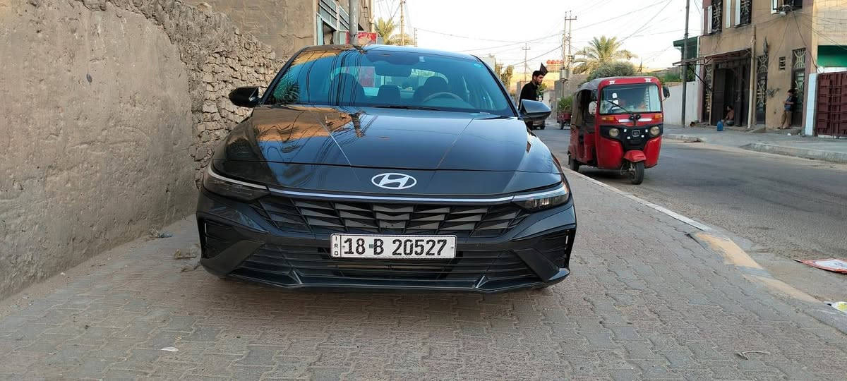 - للبيع النترا 2024 وارد أمريكي
* محرك 2000 دوش 
رقم الشاصي موجود بالصور كلب وشوف

 السيارة (معوقين عندي وكالة خاصة بالسيارة المعقوق نظرة ضعيف فقط)
للإستفسآر على الرقم ***********
