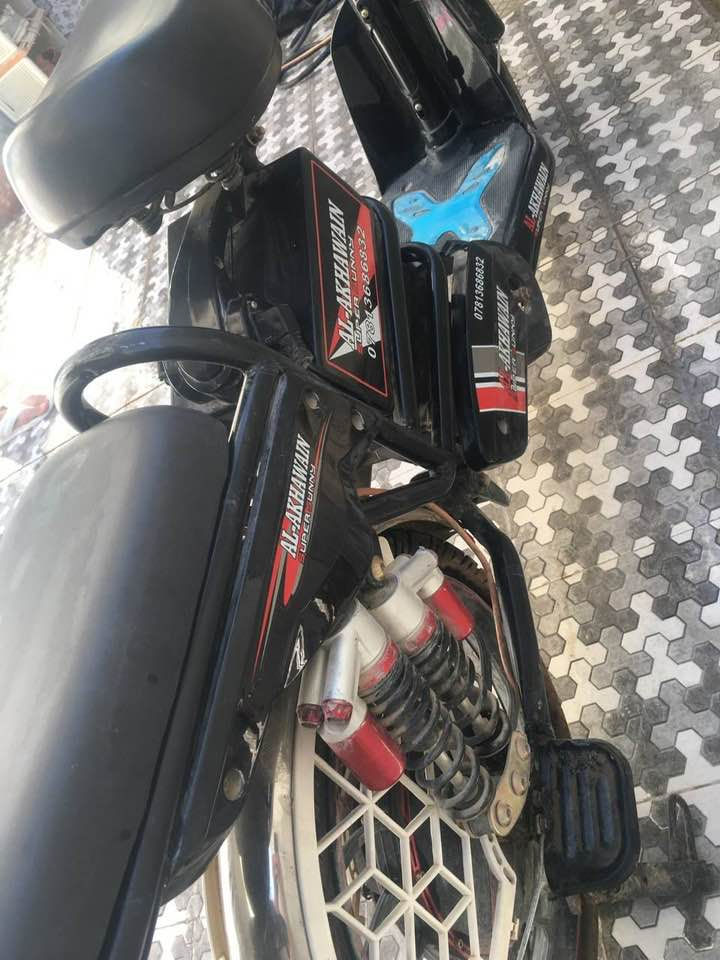 سلام عليكم ماطور شحن من شركه الاخوين للبيع
الماطور مستخدم شهرين فقط نظيف جدا ومابي أي مشكله بلادي وكل ملحقاته وياه دبل بصمه وشاحنته الاصليه وكهربائيته كلهن شغاله تريد تشتري عل فحص او تجي وتشوفه 
السعر 275 الف
الرقم للاستفسار او التواصل
***********
ومتواجد ايضا على الفيس
