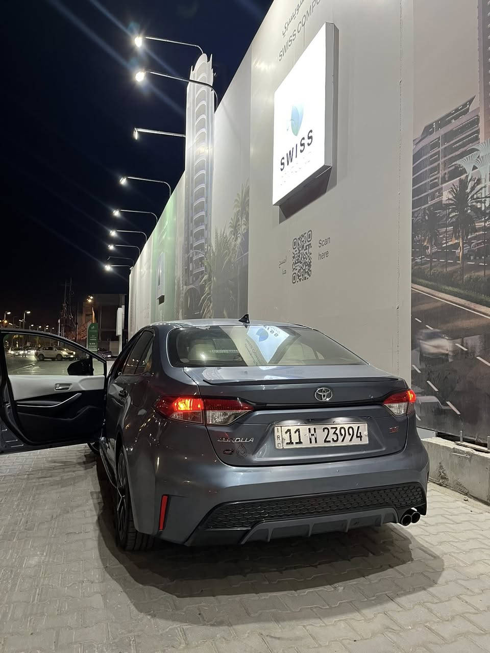 Toyota corolla 2020
SE تويوتا كورلا2020

محرك 2000 لون سمائي 
•الضرر: بدون حادث فقط سرقه جاملغات اماميه مبدل بلادي نفس الون بدون قطره صبغ 
•الرقم : مرقم بغداد جديد انكليزي 
•المواصفات :
 السيارة:تويوتا كورلا لون ابيض كير 10 نمر
 المحرك: 2.0L اربعة سلندر
 العداد:36الاف ميل حقيقي
 حجم الويل: ويل كب حجم 18 مع طقم تايرات بحالة ممتازة
 لايتات زينون عالي وناصي مع حاجب LED مع كشافات دعامية
 كامرة خلفية دوارة اصل
 كشنات السيارة مخمل وداخل لونين 
 شاشة الدشبول كبيرة للتحكم بايعازات السيارة
 گير شفتر بالستيرن للتحكم بالگير العادي
 سايد بريك دكمة
 سستم صوت
 تحكم ستيرن جهتين بلوتوث وحاكية وكروس سرعة وتحكم صوت 
 نظام ABS مانع انزلاق
 السيارة جديدة وبوضع الشركة 
السعر المطلوب: 136$وبيه مجال 
للاستفسار:***********
