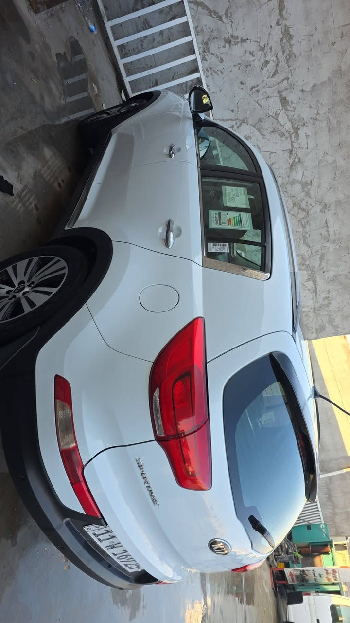 اسلام عليكم
كيا سبورتج موديل 2015خليجي  بانو راما 
مكفوله كفاله عامه مكينه +كير +كشر 
سياره مال بيت احله من اصور 
رقم بغداد دولي  باسمي 
***********
سعر 165
