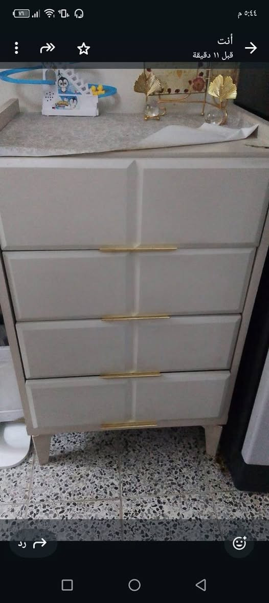 غرفة للبيع السعر 800 للاستفسار ***********
