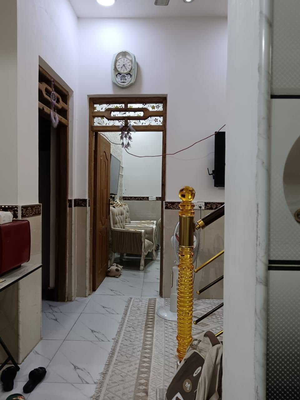 بيت ١٠٠ متر بالعرضات مربع ركن بدايت العرضات بنزلة الجسر بالخدمي خلف الاسواق الركن وخلف مكاتب الدلاليين مطلوب اسكان 20 والسعر ب125  تنطي 105 والشراي يسدد الاسكان للأستفسار اتصال ***********

