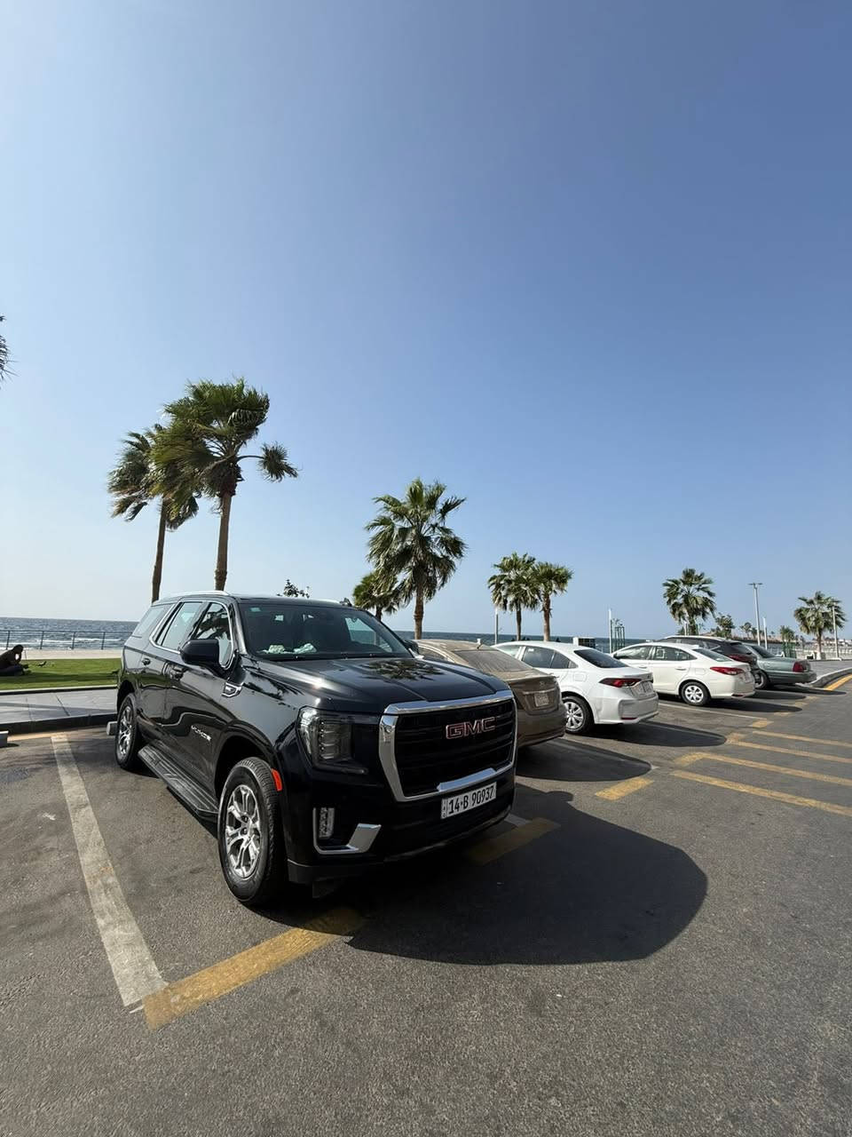 جمسي يوكون مواصفات SLE
سعر 470ورقه قابل للتفاوض 
موديل 2024 ماشيه 49 الف 
بيها طخات ب جاملغ الخلفي اليمين واليسار مرجعات بي دي ار بدون صبغ وموجودات ب الصور
والباقي كفالة على وضع الوكالة 
جداً نضيفه رقم بصرة ب اسمي مداور ثاني يوم
***********
