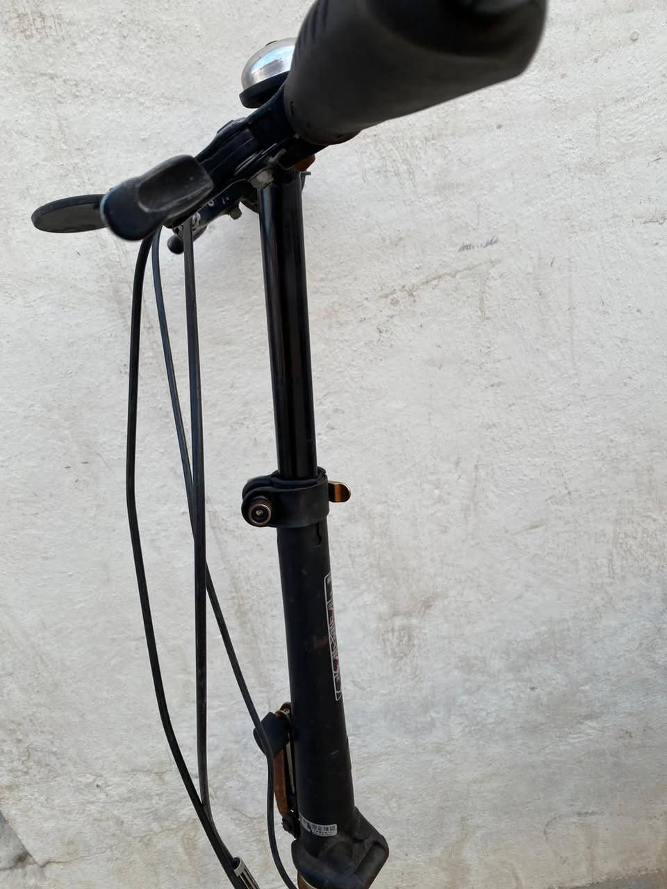 متوفره هاي القطعه فلر المنيوم نظافه ٩٥٪؜سرج طويل سلايد وستيرن ايضاً سلايد لون السرج والستيرن زيتوني قياسات كبيره الدراجه مو فقط صغار تتحكم بيها أنت السعر ١٥٠ بغداد الدوره *********** لايوجد توصيل
