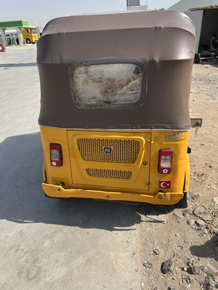 السلام عليكم تكتك ٢١كفاله بس تفليس
مكاني بغداد الشعله ورقمها بغداد 
***********
