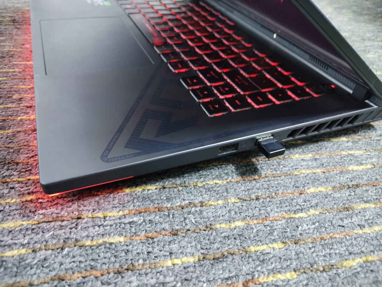 السلام عليكم
موجود جهاز asus rog strix g16

جهاز مستعل بحالة الجديد ولا شخط

المواصفات

Core i7 13650hx

32gb ddr5 ram

Rtx 4070 8gb 140w

1tb nvme

1200*16inch 165HZ FHD+ 1920

للبيع بسعر 1150 دولار اخر سعر
موقعي السليمانية ما عندي توصيل
للتواصل مانسنجر


**إذا كنت صاحب هذا الإعلان وتريد حذفه لأي سبب، رجاءا أرسل رسالة إلى الدعم الفني**