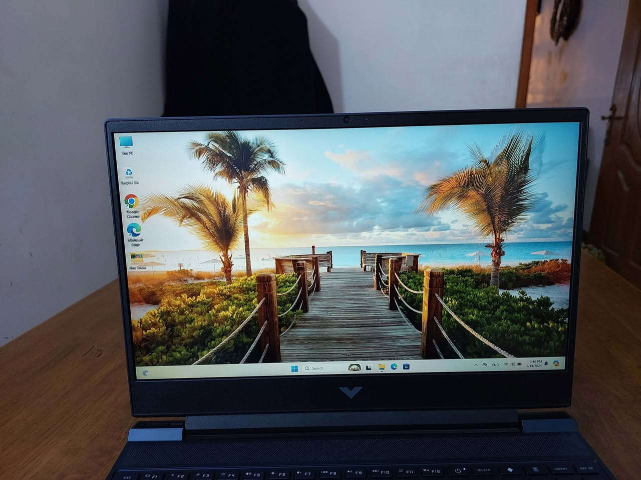 السلام عليكم ... الجيل ال 13  .. ماركة hp  ....رام نوع DDR5  حجم 16 كيكا ...............كرت شاشة خارجي منفصل من نيفيدا RTX3050   حجم الكرت الخارجي المنفصل  6 كيكا  (المطور) والداخلي 8 كيكا ..   ...هارد نوع SSD حجم 512 كيكا ... شاشة حجم 16  نوع IPS دقة FULL HD 1080 بتردد 144 هرتز الوانها طبيعية ..معالج كور اي  5  الجيل 13   فئة H ( من اقوى فئات المعالجات ) اللابتوب نظيف  وشحنة فوق الممتاز  ملائم   لكل البرامج الهندسية  والالعاب والتصميم والمونتاج  وغيرها مكانه بغداد السعر 525 $  للاستفسار الاتصال *********** او  *********** (واتس)
