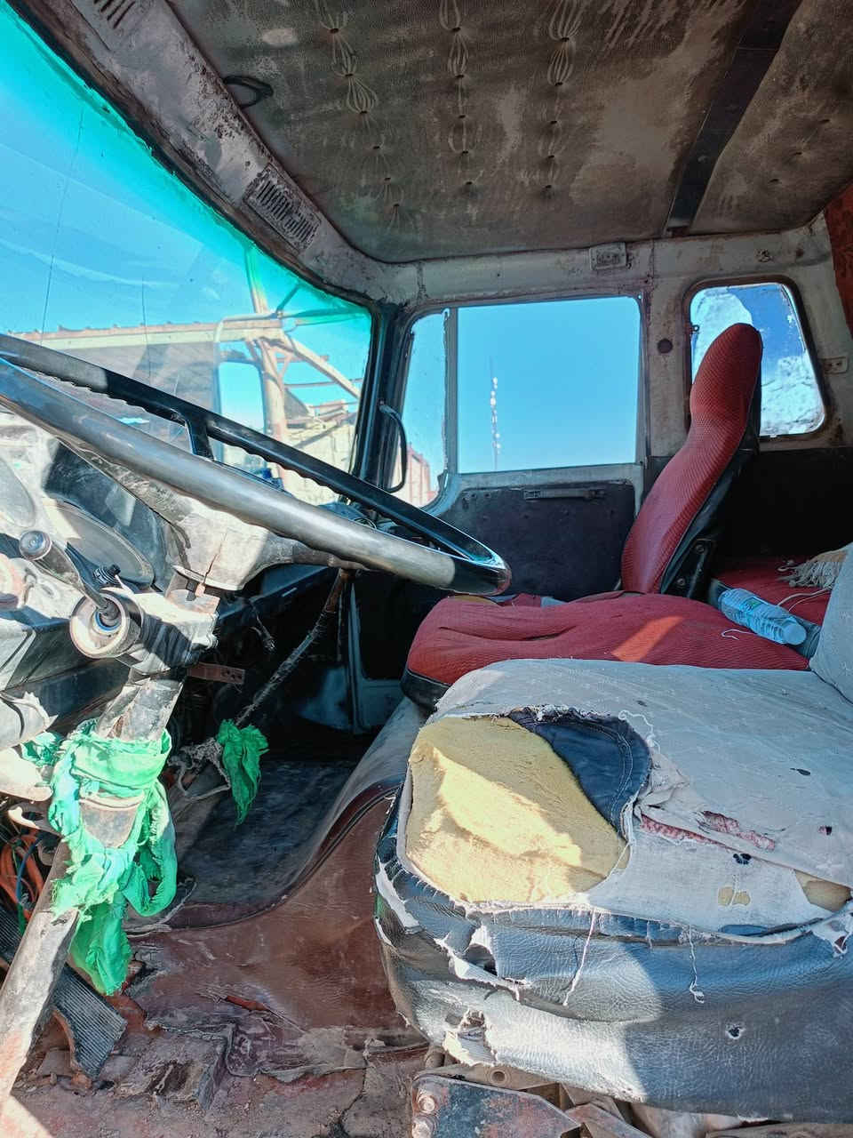 هينو موديل 80 مكينه تبخير التانكي 13 طن مكان ميسان الرقم ***********
