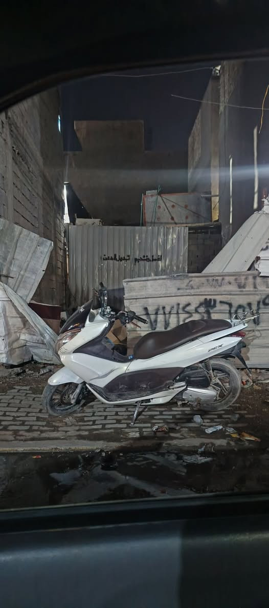 سلام عليكم قطه ارض المساحه 50متر مربع حي البساتين قريبه من مرطبات سفيح استفسار الكثر عاله رقم ‏‪***********‬‏
