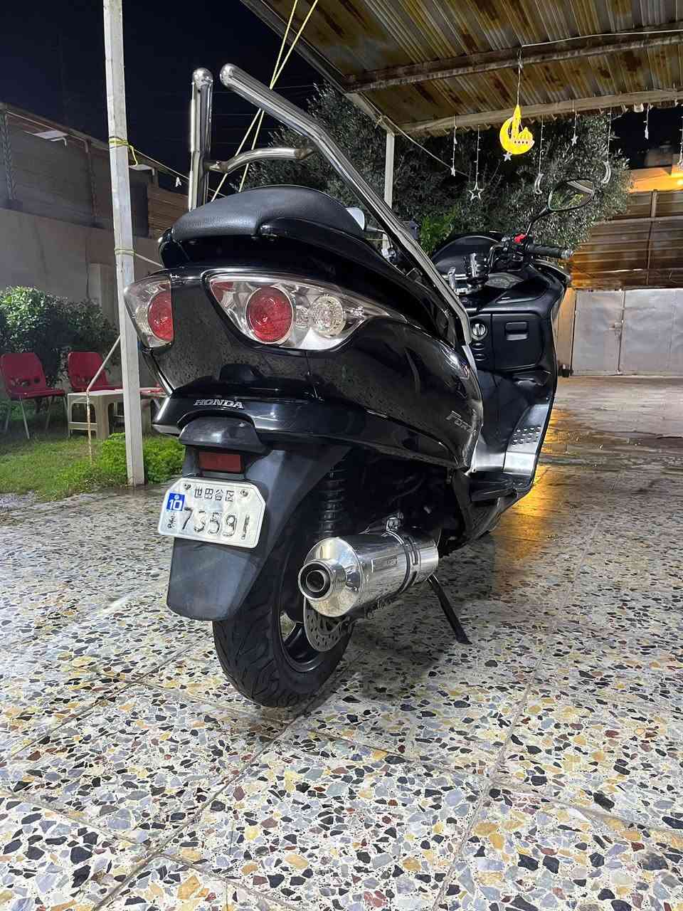 السلام عليكم رمضان كريم  للبيع فورزا 0/8 كرستال بيهة غراض تزويد دوسات وصالنصة نفس الماركة وجهاز انذار ستان حساس 7 كير 4 تحويلات كاملة من كلشي دهن كلة امزويل ومي زيتي وبانزينهة فقط محسن مكاني بغداد الزعفرانية السعر 1400 الشراي يتصل ***********
