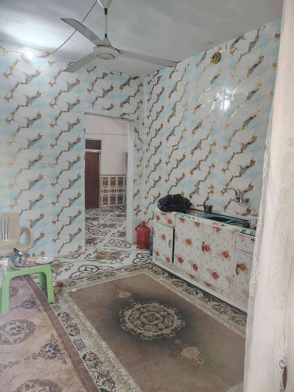 مشتمل لبيع طابو زراعي 160م حي الكرار غرفتين صاله مطبخ ستغبال كراج الاتصال على ***********
