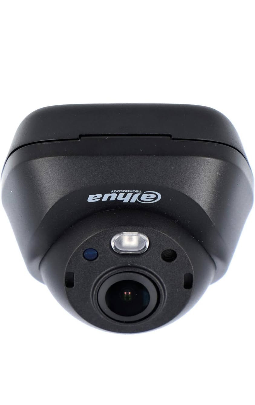 📷 كاميرا مراقبة Dahua الأصلية – وضوح عالي وأمان متكامل
أمّن منزلك أو عملك بكاميرا Dahua بدقة 2 ميكا بكسل (.full HD 1080) ، تصوير فائق الوضوح يكشف أدق التفاصيل، مع رؤية ليلية قوية تضمن المراقبة المستمرة ليلاً ونهاراً.
🔹 المواصفات:
دقة عالية 2mp full HD 1080
- عدسة واسعة  2.1 لتغطية أكبر وبزاوية  139 درجة.
- مزودة بمصابيح LED  (IR) لتوفير رؤية ليلية فعالة ، مما يضمن المراقبة في ظروف الإضاءة المنخفضة أو الظلام التام.
- مقاومة للصدمات
#
🔹 الخيار المثالي للي يريد يكشف أكبر مساحة ممكنة  للمنازل، المحلات، المكاتب، والمخازن.

🔒 أمّن بيتك أو محلك اليوم
لا تخلّي ولا تفصيلة تفوتك… أمانك صار أسهل وأقوى!

🔸 خدماتنا تشمل.
بيع كاميرات المراقبة وبأسعار تنافسية 
✔️ تنصيب كاميرات مراقبة داخلية وخارجية
✔️ برمجة الأنظمة وربطها بالهاتف 
✔️ صيانة وتحديث الأنظمة
✔️ أجهزة تسجيل عالية الدقة
✔️ دعم فني مستمر
🔸 مميزاتنا:
⭐ أجهزة أصلية وجودة ممتازة
⭐ أسعار تنافسية
⭐ سرعة ودقة بالتنفيذ
⭐ ضمان حقيقي على العمل
📍 نعمل في جميع  مناطق البصرة
📞 للطلب والاستفسار:
***********

*********** 
✉️ واتساب متوفر

#كاميرات_مراقبة #البصرة #dahua
#4k #كام_سكوير #كام_سكوير. #تصوير_ملون
#2mp #5mp #8mp
