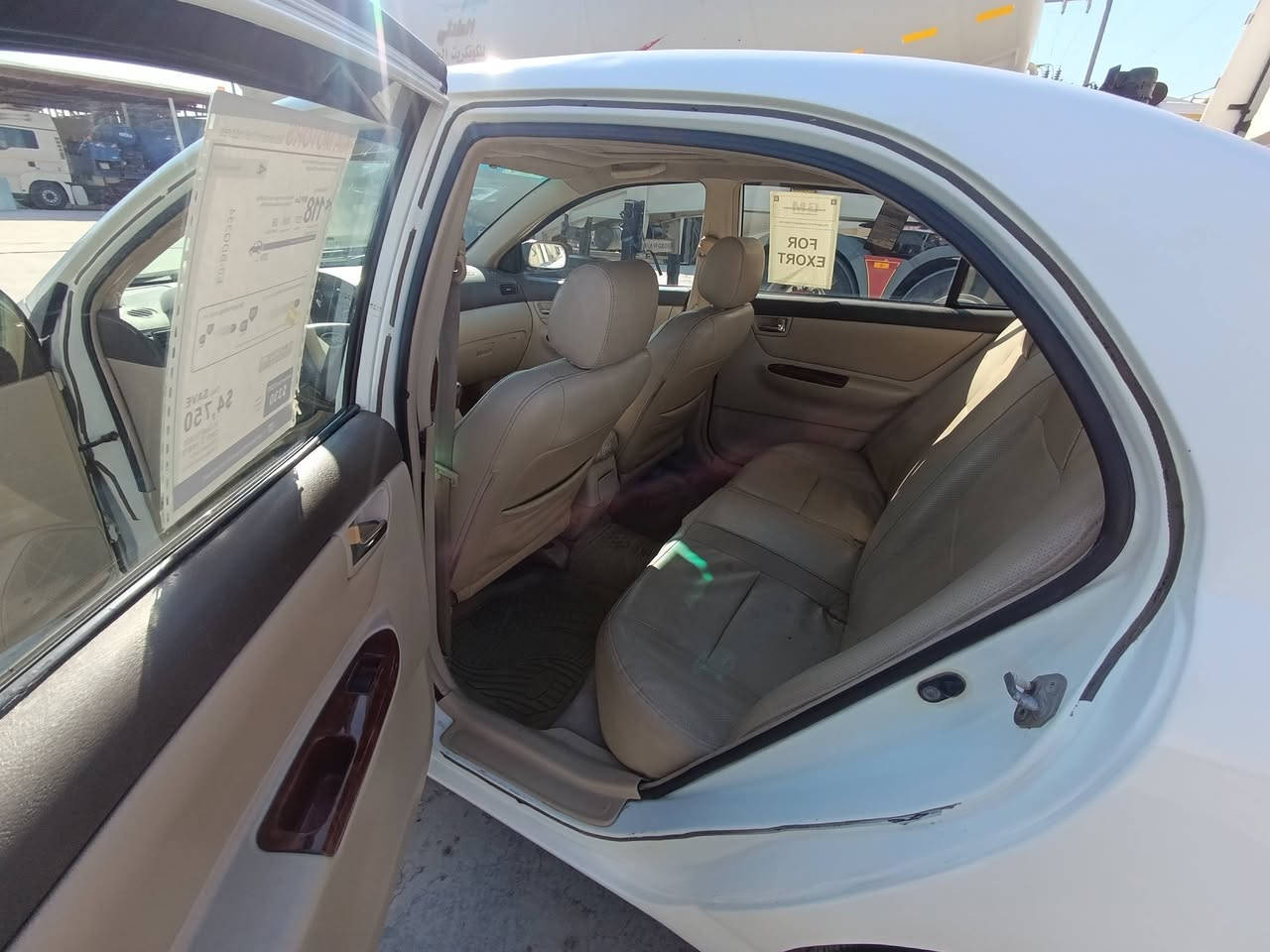 السلام عليكم 
بي واي دي 2013

f3 كير عادي

سيارة حلوه نظيفه

السعر 58

مكان السيارة ديوانيه 

***********
