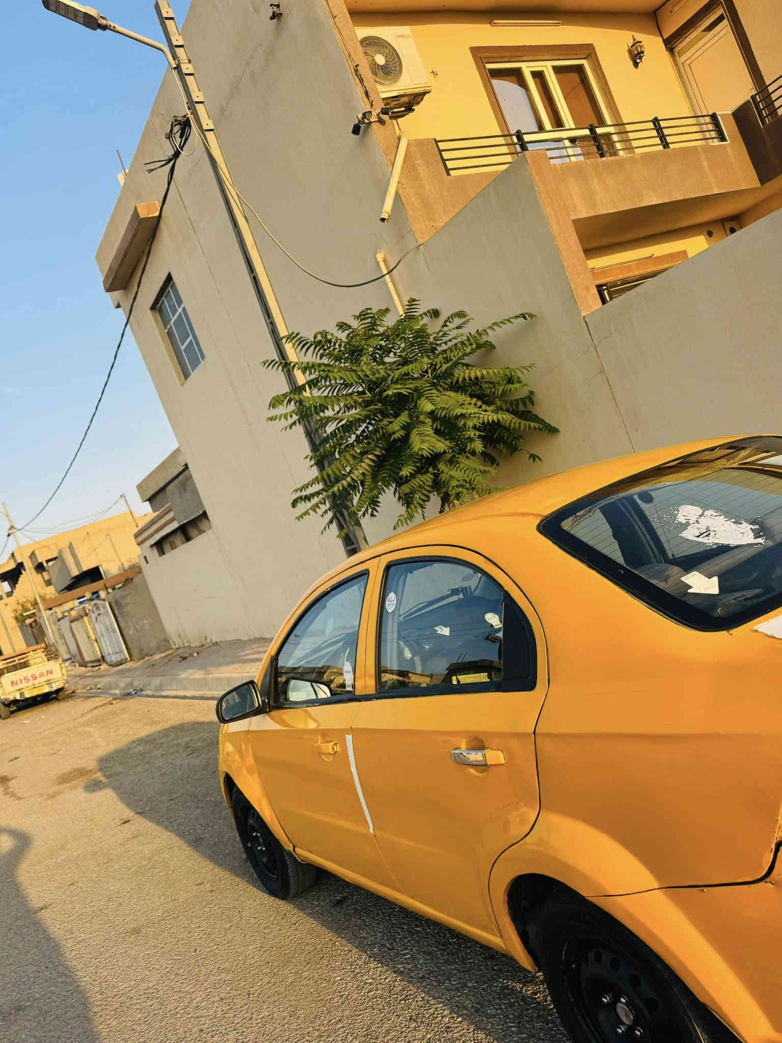 السلام عليكم 
افيو موديل 2008 سياره حلوه مال شغل 

مشروع وطني رقم جديد دفتر بانزين  

سياره بيها معجون. اني أبيع مرتجيه السياره 

كير محرك سنويه. بلشرط تبريد  

السعر 38 سعر فكتره 

مكاني دبس كركوك 
***********
