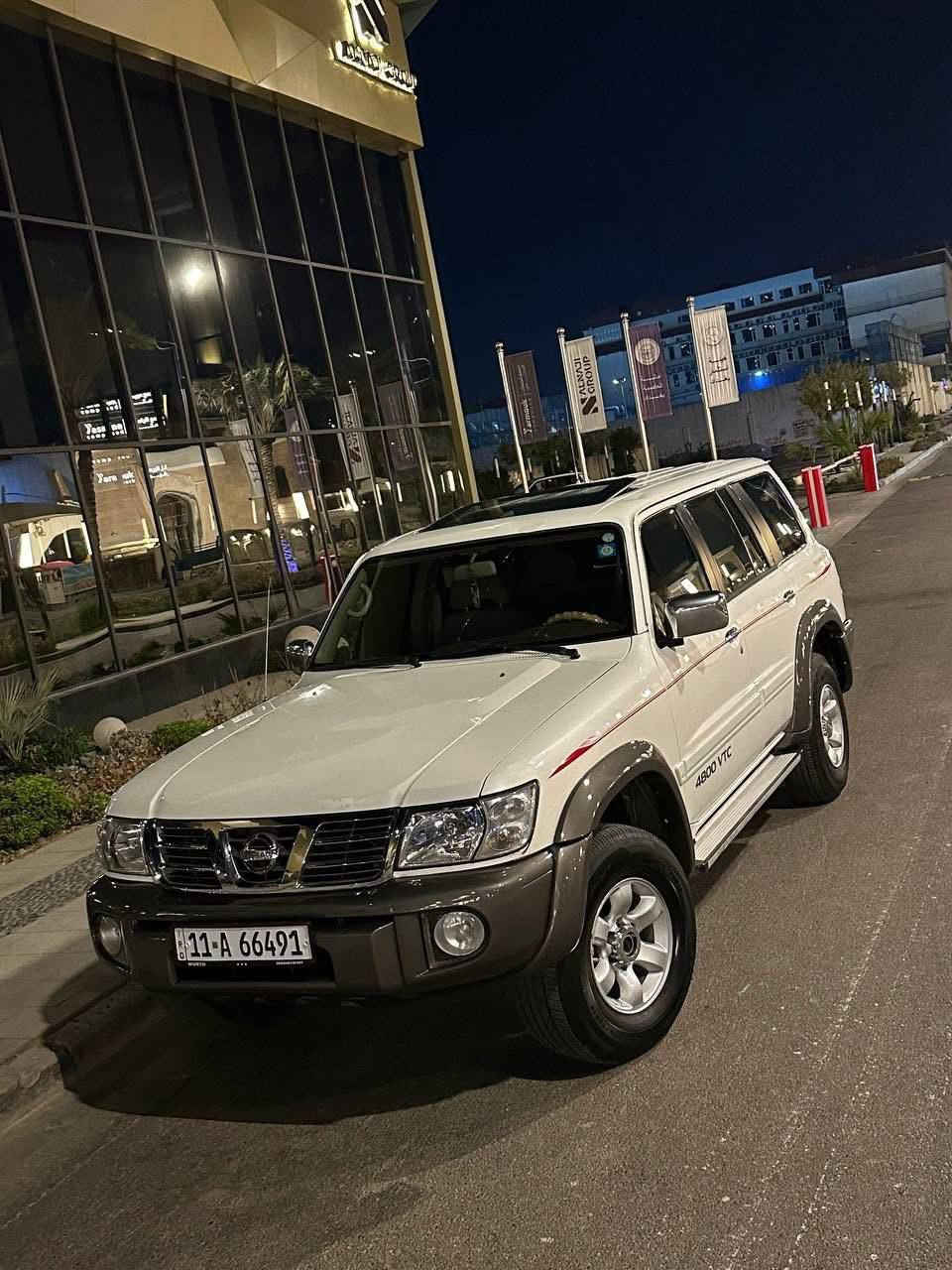 باترول فتك سفاري موديل 2000 نوزل كير عادي فول مواصفات
جام كهرباء/تبريد امامي خلفي/فتحه سلايد/ثلاجه/شاشه/كامره خلفيه
منظومة غاز بعدها بالضمان
السياره جديده من المحرك للصدر للدواخل للكلج للتبريد استخدام شخصي بدون نواقص 
رقم بغداد بأسمي
صبغ بابين عكس السايق فقط الباقي مكفول
السعر 155 ورقه
الموقع بغداد الكاظمية
***********
