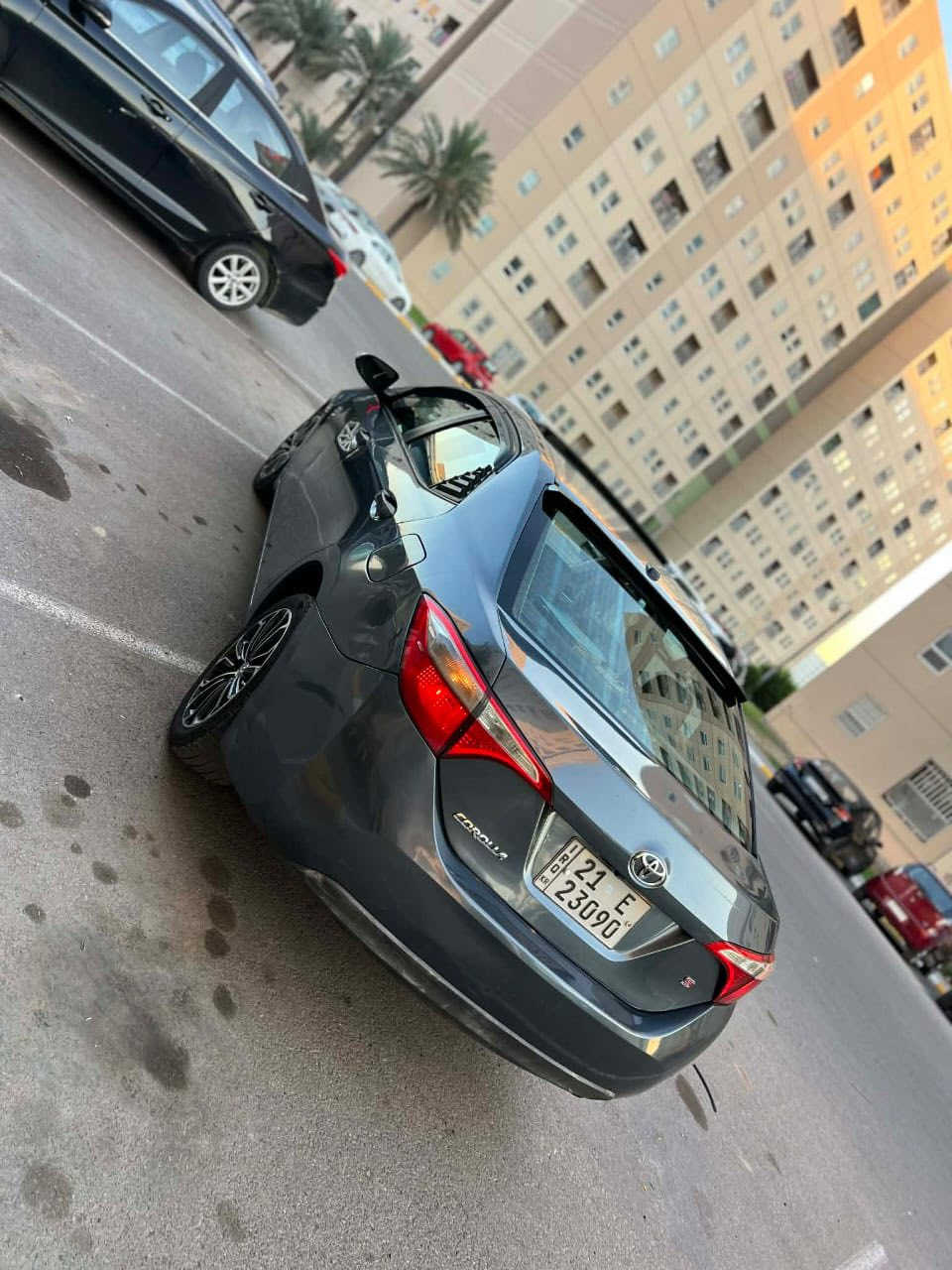 تويوتا كورلا 2016 

🔹 الموديل: 2016
🔹 الممشى: 112 ألف

♦️ المواصفات:
 • بصمة دخول ذكي
 • فتحة سقف
 • شفتات ستيرن
 • وضعية سياقة سبورت
 • تحكمات شاشة
 • كاميرا خلفية
 • ويل كب
 • تخم تاير جديد

🔸 الحالة والضرر:
 • جاملغ ونص بونيد
 • حادث خلفي داخل العراق
 • صبغ عام
 • مكفولة من الكص والعيب الشرعي
 
• محرك وكير وكهرباء وصدر شرط
السعر 96 $وبيها مجال 
📞 للاستفسار:***********
