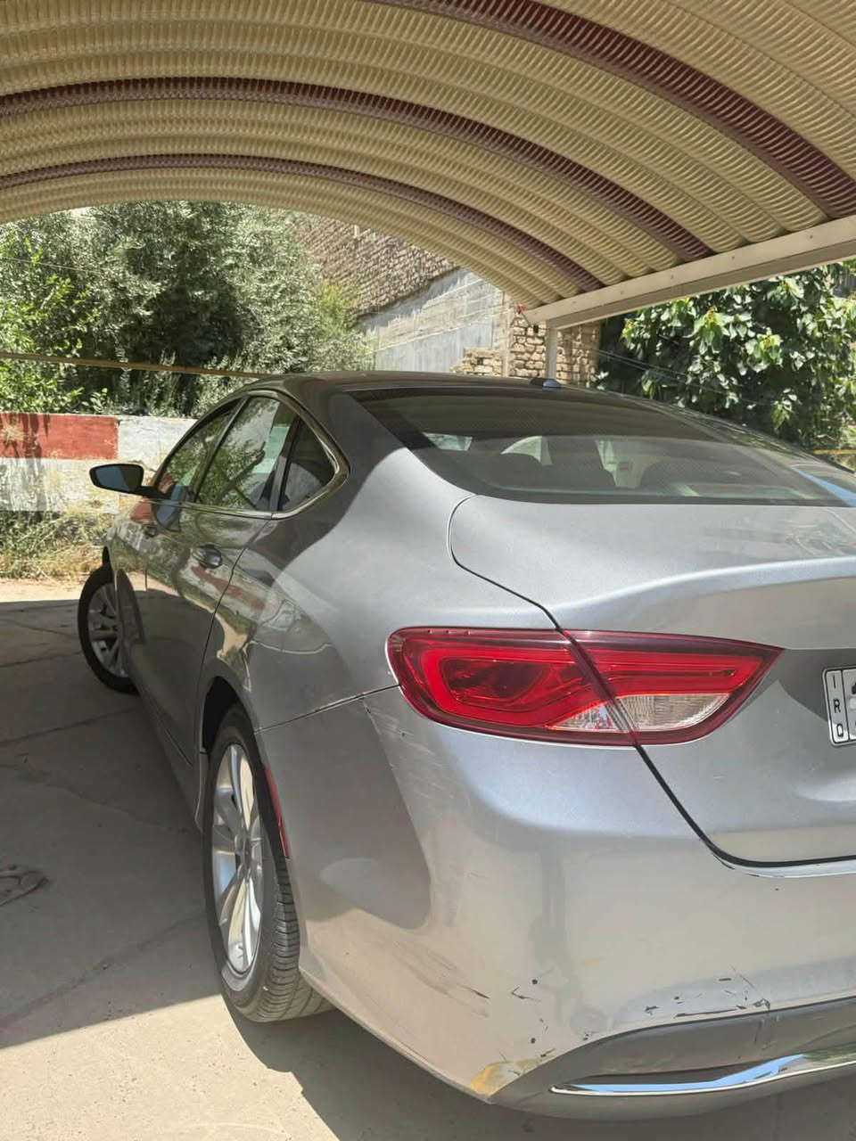 🚘 كرايسلر C200 موديل 2015 للبيع أو مراوس
⚙️ محرك 2400
🔄 كير موس 9 نمر وكالة
❄️ تبريد وكالة
⚡ كهربائيات بلاد، ما ملعوب بيها
🖤 دواخل أسود نظيفة جداً
🪑 كشن كهربائي
💡 منظومة زنون
🔊سستم صوت البلاد صوت روعه 
📺شاشة صغيره +كامره دوارة 
🔍 الفحص 
✅ شواصي بلاد
✅ راديترات بلاد
✅ حوض بلاد
✅ صندوق بلاد
✅ لا يوجد أي ضرر أو ضرب
📍 السيارة ماشية 174 ألف كيلو وعلى إيدنا.
✨ سيارة نظيفة وجاهزة للاستخدام، والفحص يثبت كل شيء. *********** 
سعرها 95 وبيها شي بسيط بغداد, العراق

