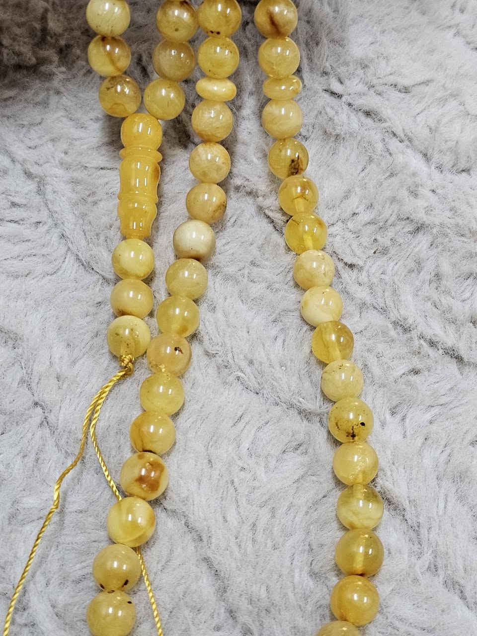 عودة مع عشاق مسابح الصلاة 
مسبحه من كهرب بحر البلطيق الحر الطبيعي قليل الشوائب او تسمى قليلة النمش شرط وضمان مدى الحياة بأصالة الخامة لاكبس لاضغط لا مسال لامعالج لاكهرب صيني بجراخة دائرية 
وزن ٣٣ غرام ٩٩ حبه +٣ حبات سبير قياس الحبة ٨ ملم


**إذا كنت صاحب هذا الإعلان وتريد حذفه لأي سبب، رجاءا أرسل رسالة إلى الدعم الفني**