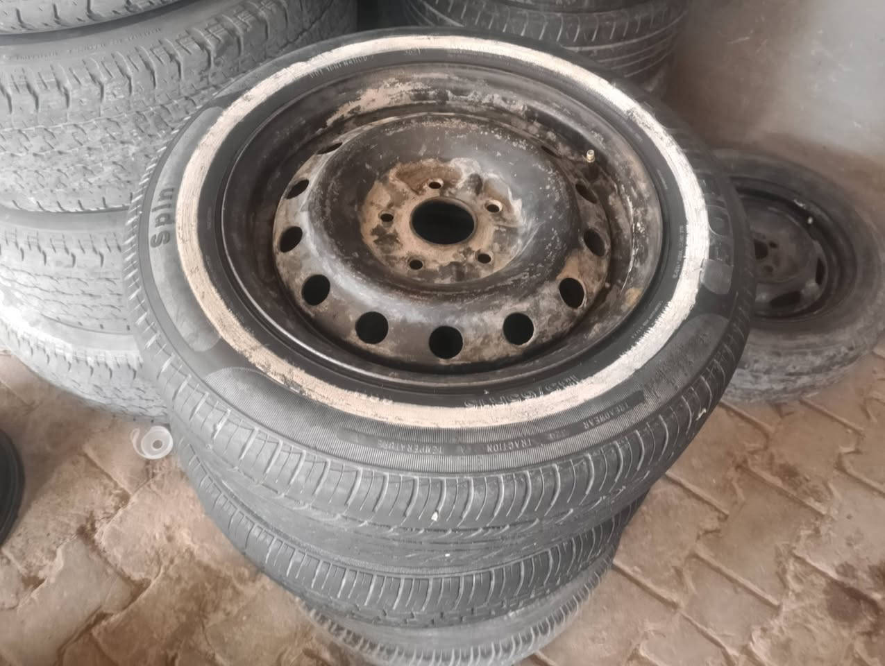 زوج تايرات مستعمله قياسهن 185على 65 على 15 ام خطه مكاني كوفه سهله


**إذا كنت صاحب هذا الإعلان وتريد حذفه لأي سبب، رجاءا أرسل رسالة إلى الدعم الفني**