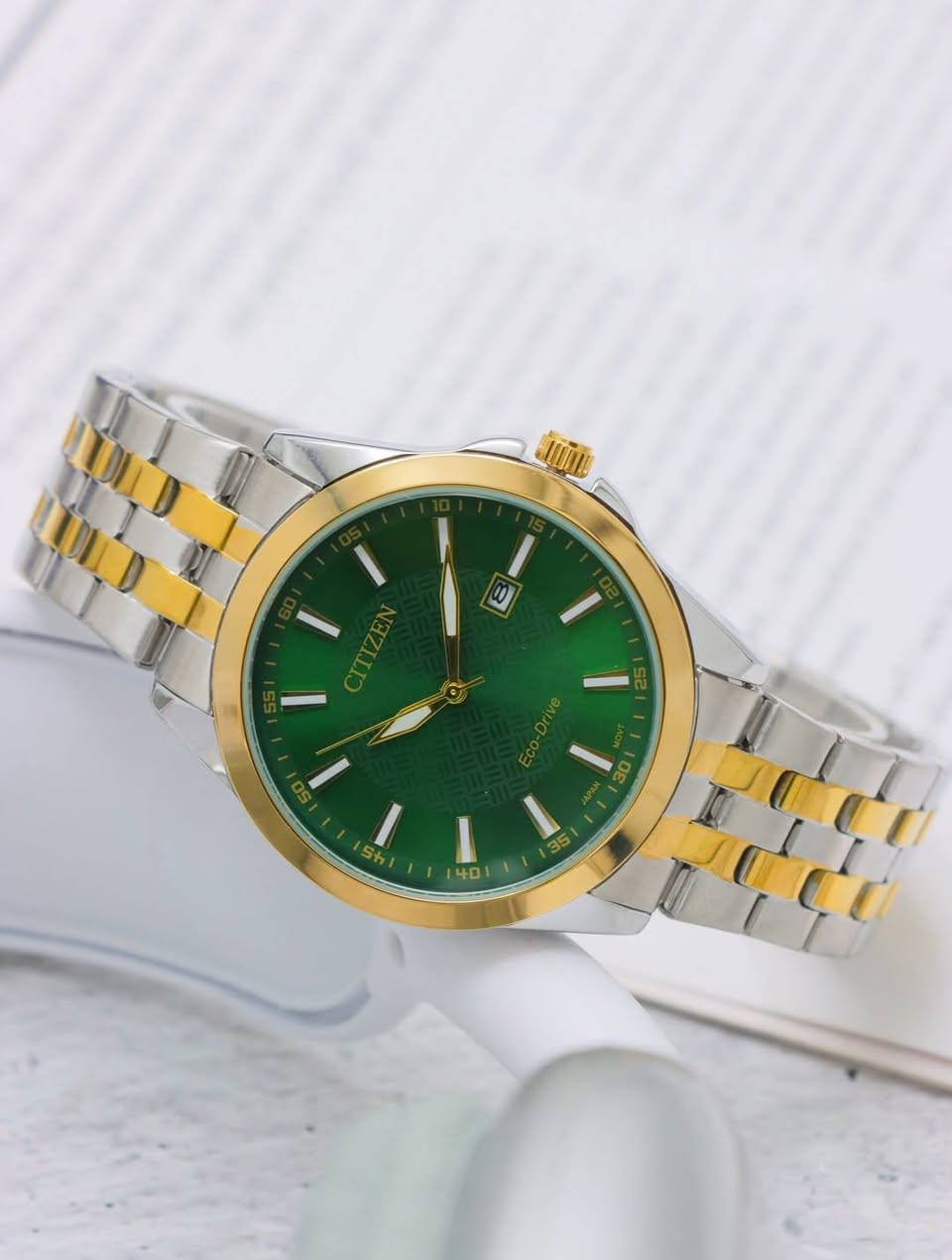 حديد من ماركة ستزن اليابانية

DD

جودة ممتازة جداً

ضد الماء

-

طلاء ثابت

.

متوفر بألوان عدة

يعمل بنظام Eco-Drive

سعر القطعه 25,000 توصيل مجانا


**إذا كنت صاحب هذا الإعلان وتريد حذفه لأي سبب، رجاءا أرسل رسالة إلى الدعم الفني**