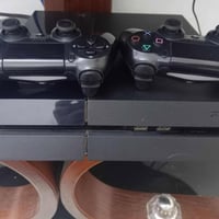 بلايستيشن ٤ • نضيف • كامل