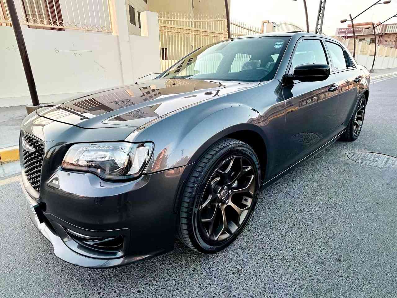 السلام عليكم
الي تفيده مراوس ب جيب اراوس عادي

أوباما 2017 فئه S كولد ادشن فول مواصفات بنوراما _ شفتات ستيرن_ SPORT_ كشنات تدفئه مقاعد خلفيه كذلك_ الويل عنكبوتي ذهبي بلادي. وباقي المواصفات معروفه 
وارد امريكي كلين بدون حادث فقط بارد شبر بالجاملغ الايمن غير هذه كله مكفول من الدعاميه للدعاميه
كير محرك تبريد تدفئه خير من الله 
مكاني بغداد 
***********
