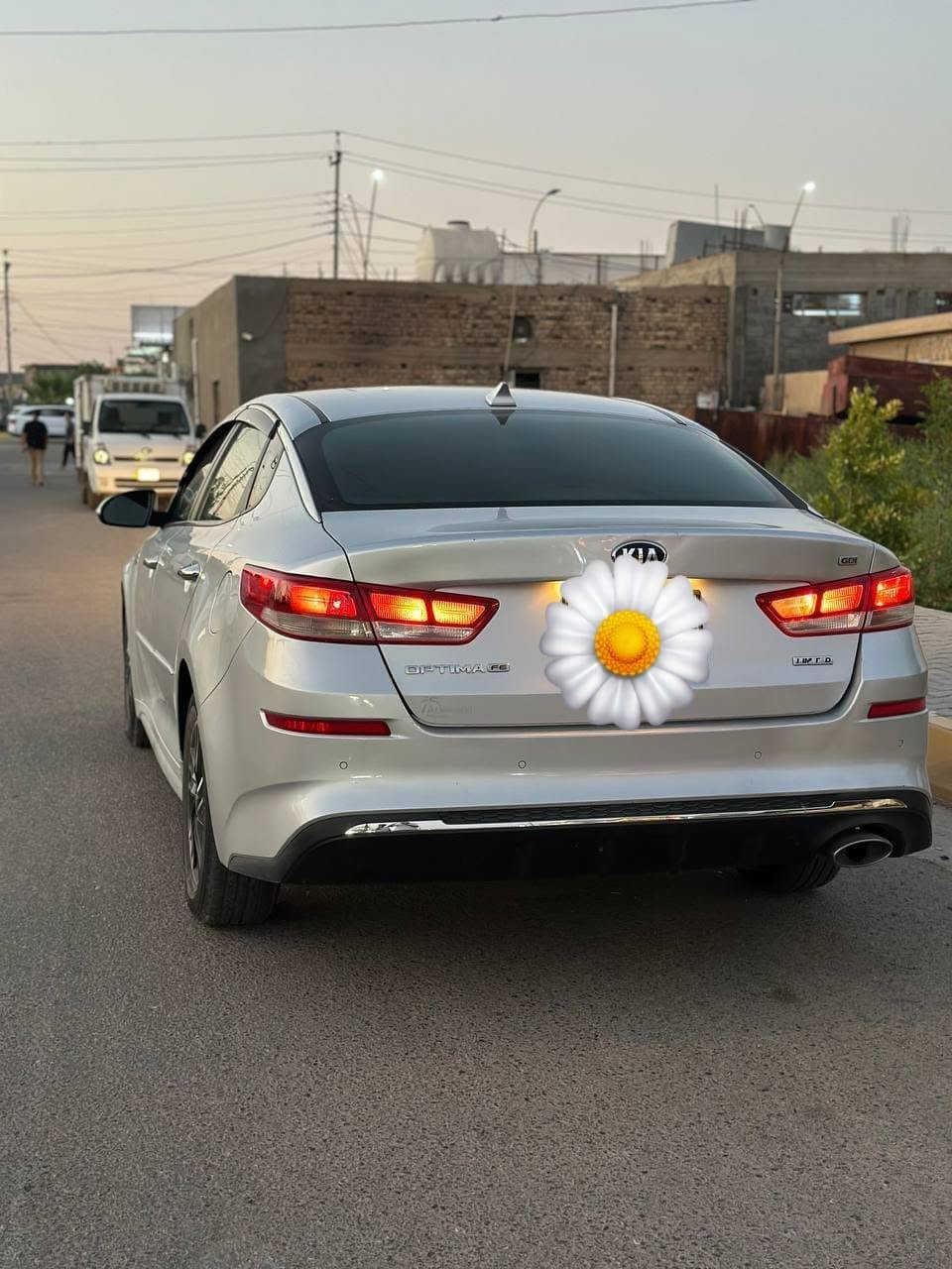 ​🚗 للبيع كيا أوبتيما - حالة ممتازة
الحالة: كلين تايتل  
​الوثائق: السيارة باسمي، والتحويل ثاني يوم.
​الموقع: الفلوجة.
​السعر: 150 ورقة (وبيها مجال للشراي).
​⚠️ ملاحظة: لا توجد لدي برامج تواصل، الاستفسار اتصال فقط.
​📞 للتواصل: ***********
