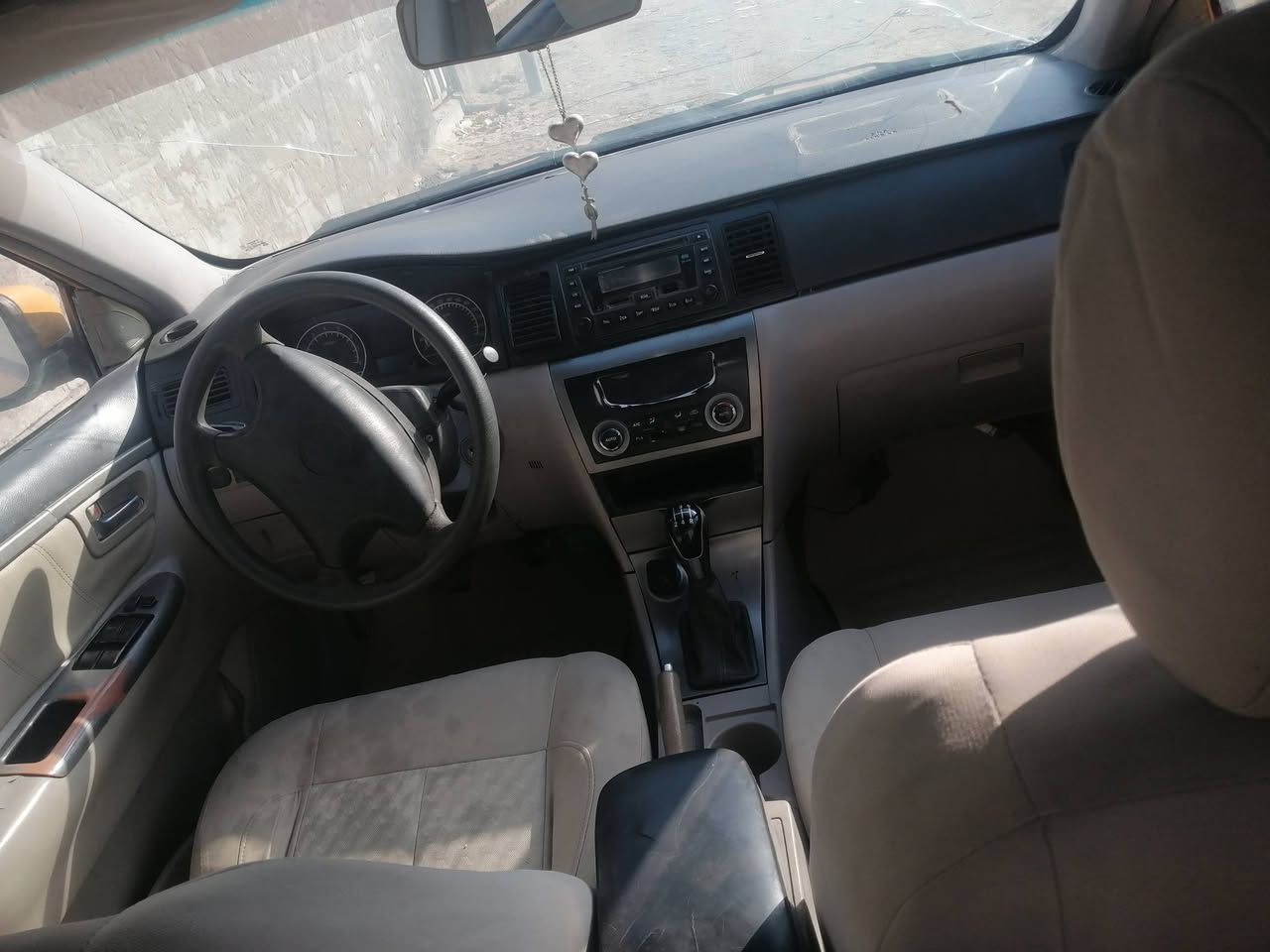 جيلي موبل موديل ١٣ مكينه وكير بلاد بس بيها دخان كلشي شقال ترايك وين ماتريد تحويل شوكت مايعجبك سعر ١٨ وبيها مجال قليل شباب رحمل والديكم الموشراي لا تعلق ولا تواعد بصره زبير *********** فقط بيع ماراوس
