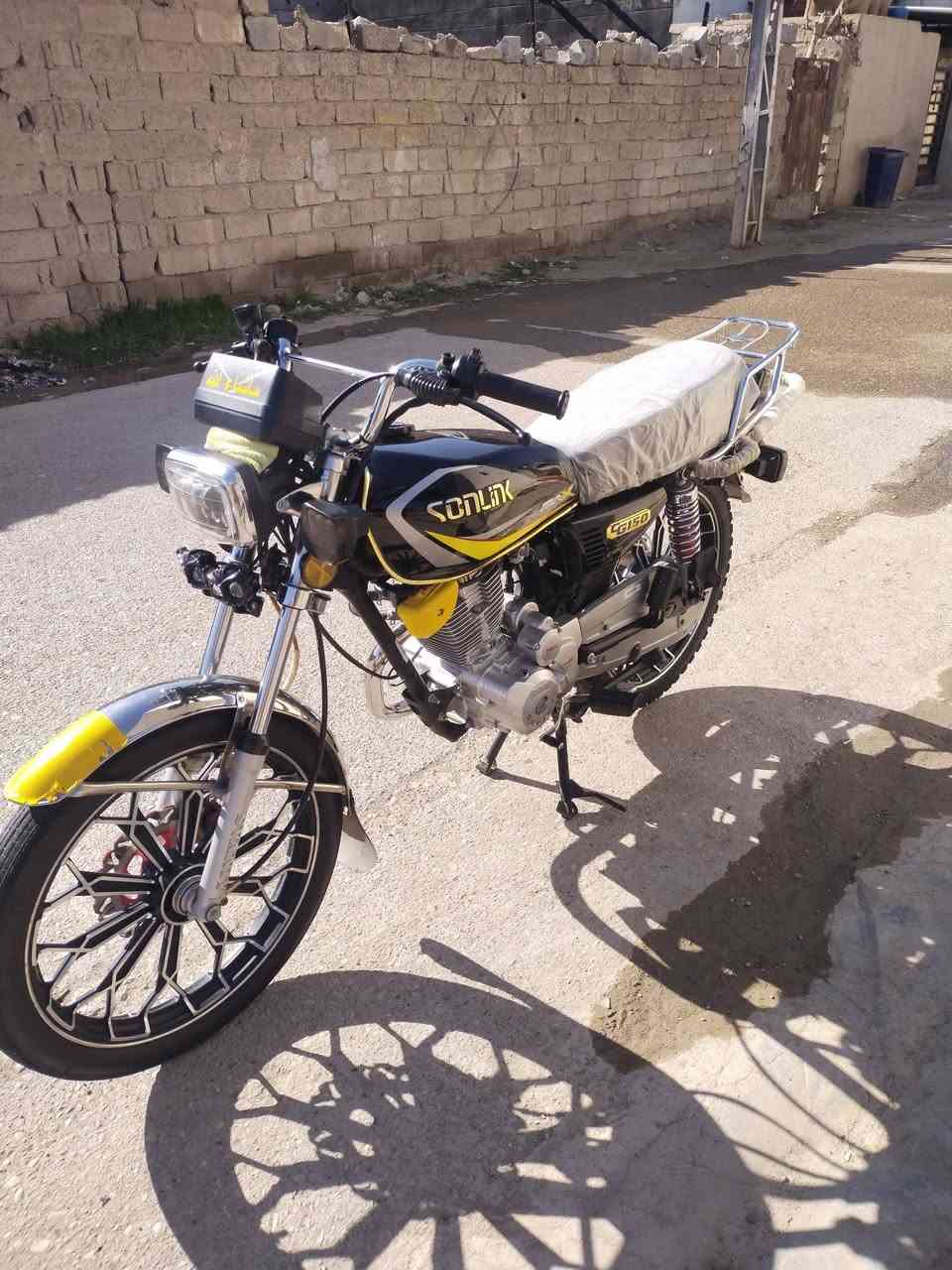 دراجه سيفان موديل ٢٤ للبيع ب٦٠٠ وبيه مجال ***********
