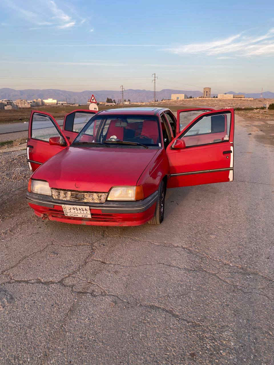 من رخصة الادمن المحترم
للبيع اوبل كاديت 
رقم نينوى ألماني سنوية خضرة 
كير عادي حجم ١٦ المحرك كابون بانزين 
الكهربائيات كلها جاهزة والدشبول 
 السيارة خير من الله وكاملة 
كير شرط ومحرك بداية صرف
ضرر شبر بوند بس 
مكان السيارة دهوك سميل
تليفون ***********
 واتساب على الكورك 
***********
السعر ٢٢ وبيها مجال للطيبين
