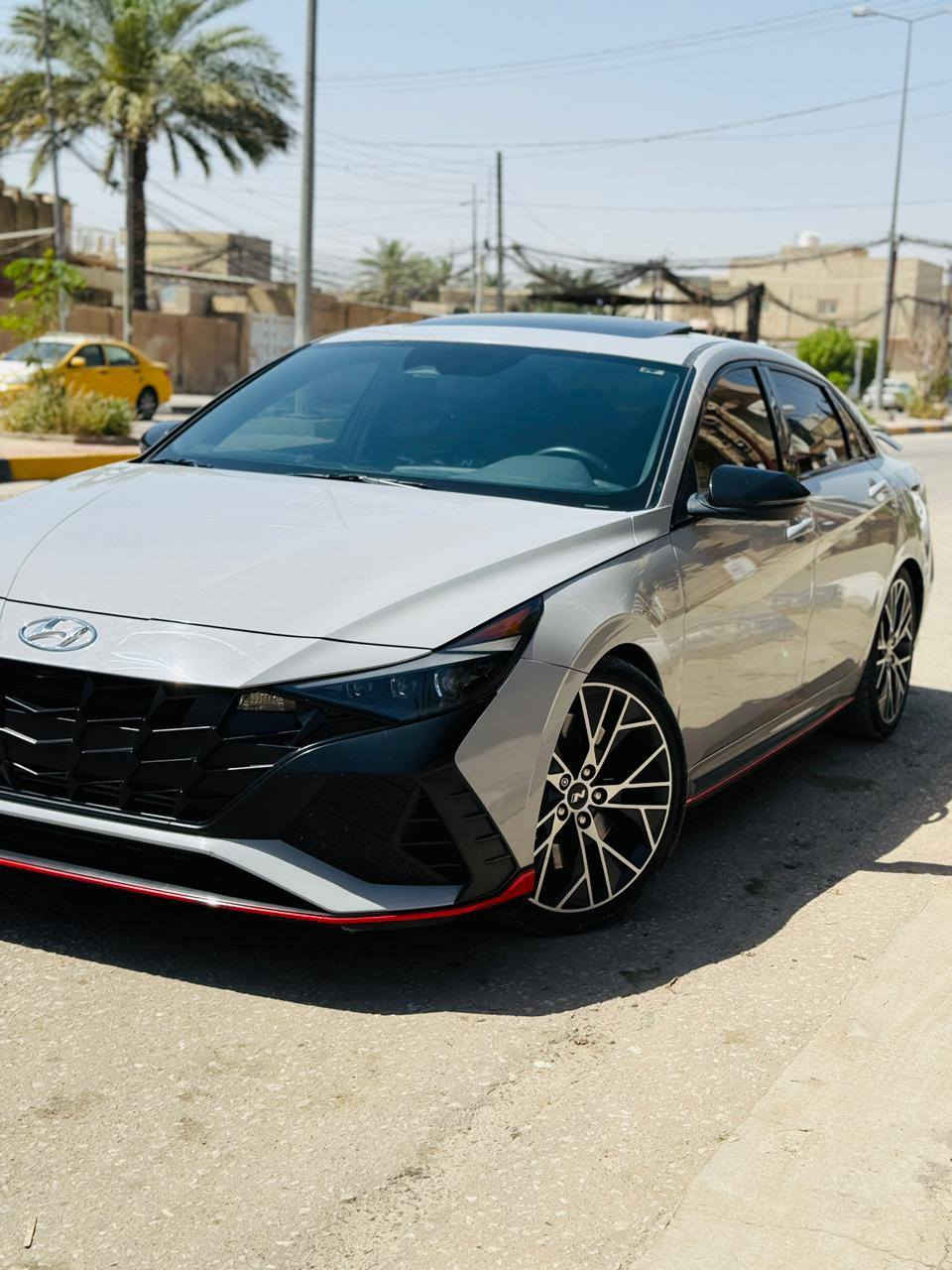 السلام عليكم للبيع النترا N  ٢٠٢٢رياضي فول مواصفات محرك ٢٠٠٠ تيربو  حادث جاملغات خلفيه تعمير بدون كص شرط وحوض مسحوب ماشيه ٢٤ الف جديده كلش بدون ارباك رقم كربلاء بأسمي مكان السياره كربلاء السعر ١٤٠ سعر نهائي  للإستفسار ***********/***********
