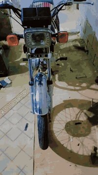 السلام عليكم دراجه للبيع موديل 25 اوراق مكاني كربلاء يم جامعه *********** هذا رقمي بي واتساب
