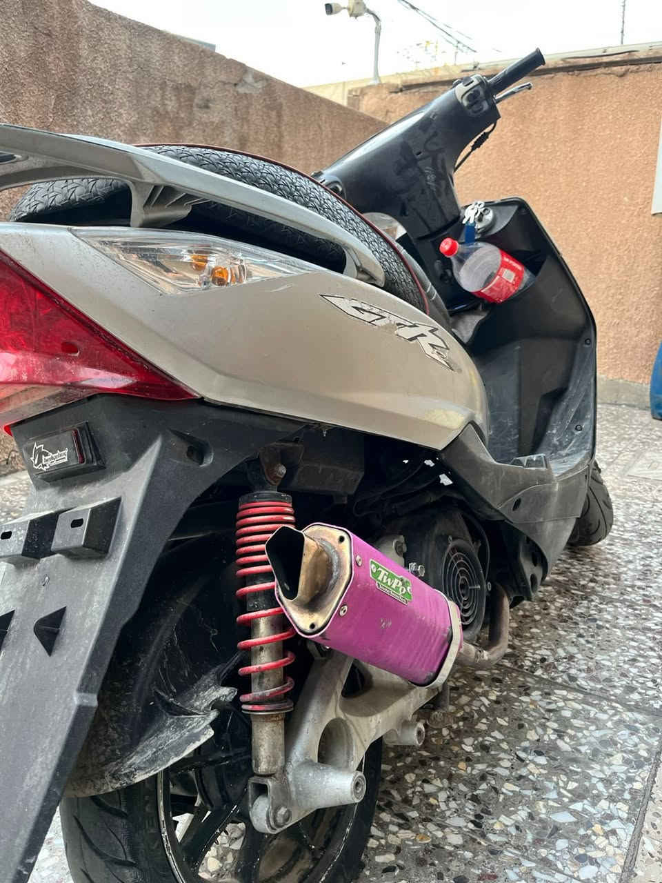 صالنصه للبيع ترهم ثعلب سكنس صوته يخبل كلش رياضي نصبته حلوه السعر ٥٥ وبيه مجال المكان بغداد المنصور دزلي طلب صداقه وبخدمتك


**إذا كنت صاحب هذا الإعلان وتريد حذفه لأي سبب، رجاءا أرسل رسالة إلى الدعم الفني**