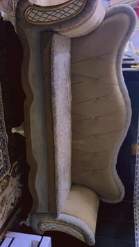 تخم ١٠مقاعد • نظيف • كوشات ما مستخدمة