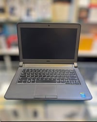بسعر : 150 الف Dell Latitude 3350 المواصفات : Intel Core i5-5200U  معا...