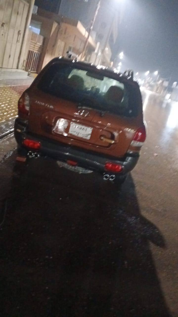 سنتافي 2001
سياره. بدون ضربه وبدون معجون 
معاملة رقم. كامله. مخصص رقم ومدفوع كمرك

سبعه راكب
كير محرك ياباني 4 2000
عوزها ترتيب. قليل 
مكانه صلاح الدين قضاء الدور 
السعر45
***********
