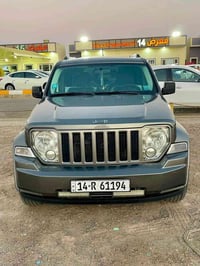 جيب ليبرتي مديل 2012  وارد امريكي رقم انكليزي  السياره باسمي تحويل مبا...