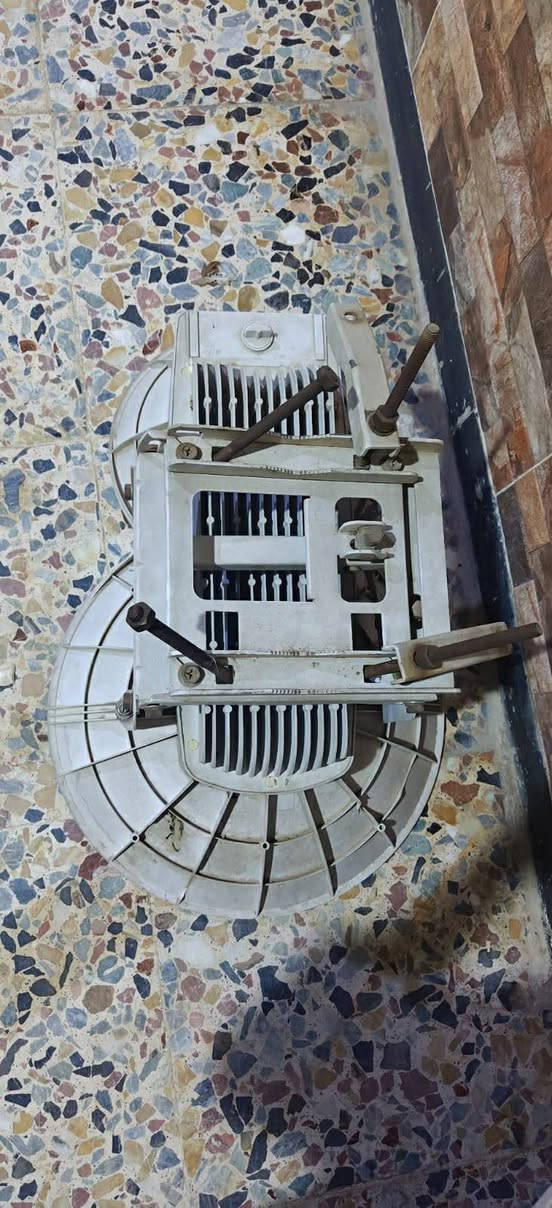 لنك ايرفايبر24 مستخدم نضيف لا مصلح ولا مفتوح قبقات وياه وشاحنته
توصيل موجود ***********
