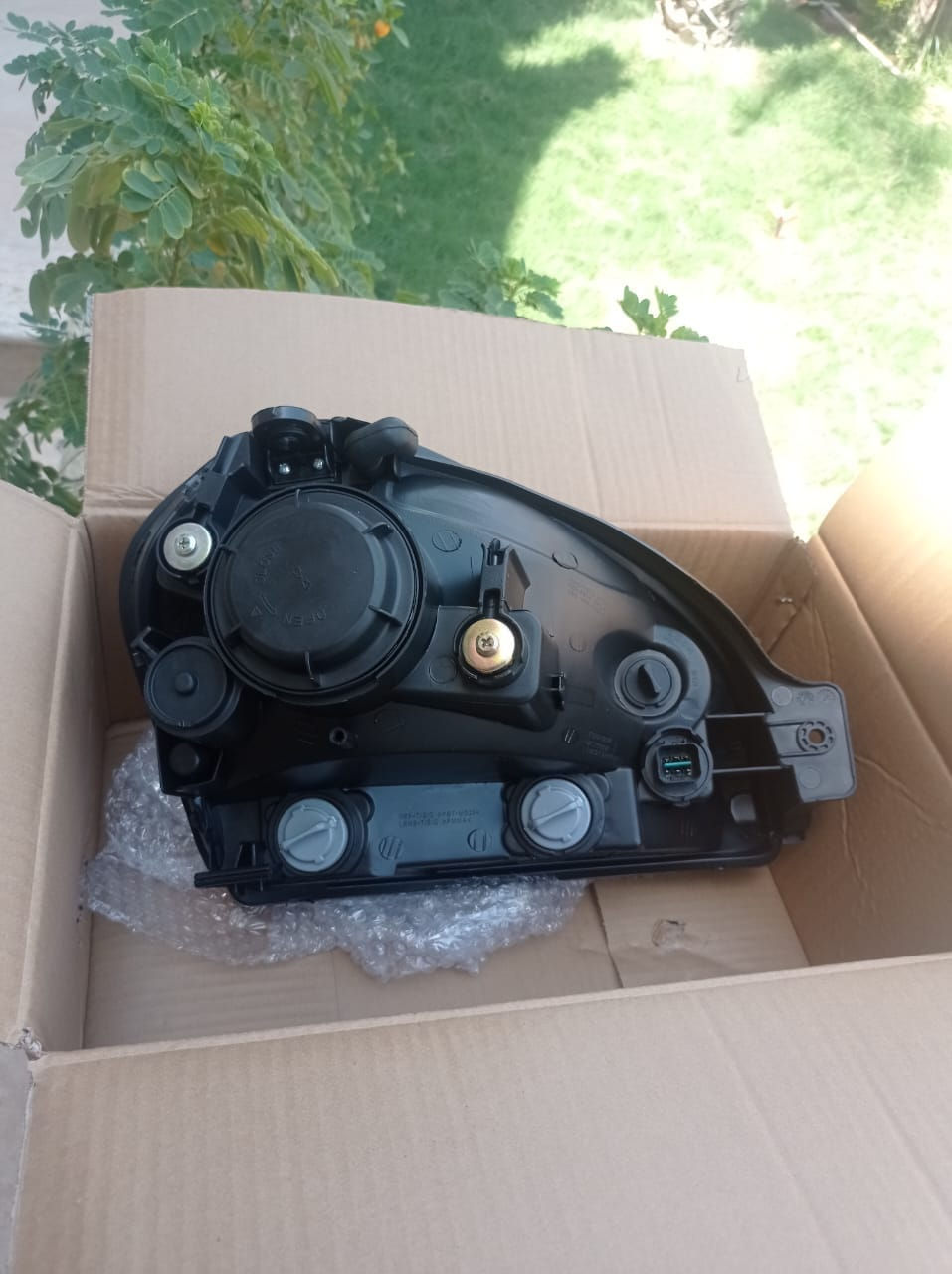 سلام عليكم ومن رخصة الادمن المحترم يتوفر لايتات توسان موديل ٢٠٠٦-٢٠٠١٠
سعر الزوج ٨٠الف 
توصيل بغداد ٣ الاف والمحافظات ب٥ الاف 
للطلب يرجى ذكر رقم موبايل وعنوان او مراسلة الصفحة أو الرقم واتساب ***********
صيني درجة اولى مجرب ومضمون
