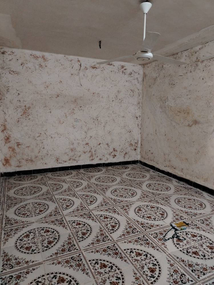 دار للايجار طابق الثاني
مساحه 200م
يحتوي على غرفه نوم مع هول واستقبال ومطبخ وصحيات وسطح وبلكونه
سعر 200الف ماء وكهرباء وانترنت على صاحب الدار
عنوان كركوك أسرى والمفقودين قرب جامع قباء
للتواصل
***********
*********** ابو مصطفى يايجلي كركوك, العراق
